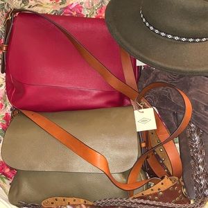 NWTS! Your Choice of Fossil Harper Crossbody bag